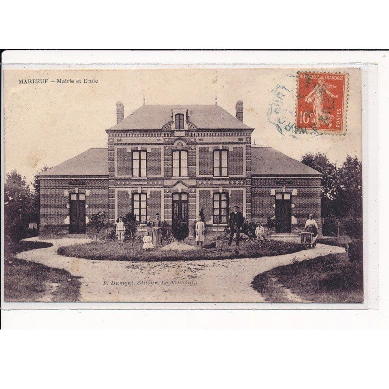 MARBEUF : Mairie et Ecole - très bon état