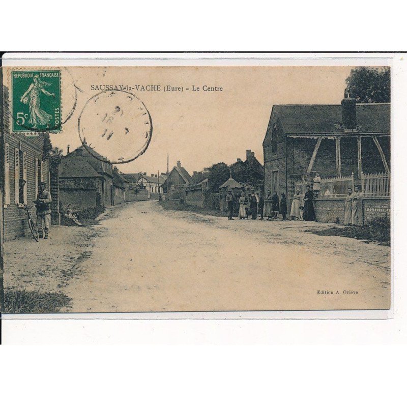 SAUSSAY-la-VACHE : Le Centre - très bon état
