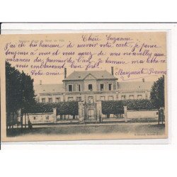 DAMVILLE : Hôtel de Ville - très bon état