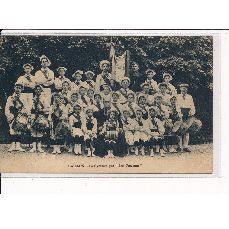 GAILLON : La Gymnastique, "les Jeunes" - très bon état