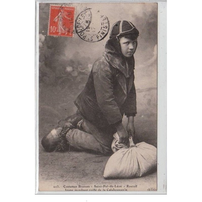 SAINT POL DE LEON : costumes bretons - Roscoff jeune mendiant coiffé de la Calaboussen'n - très bon état
