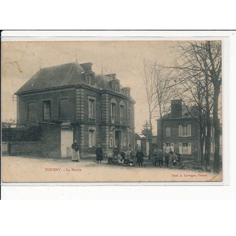 TOURNY : La Mairie - très bon état