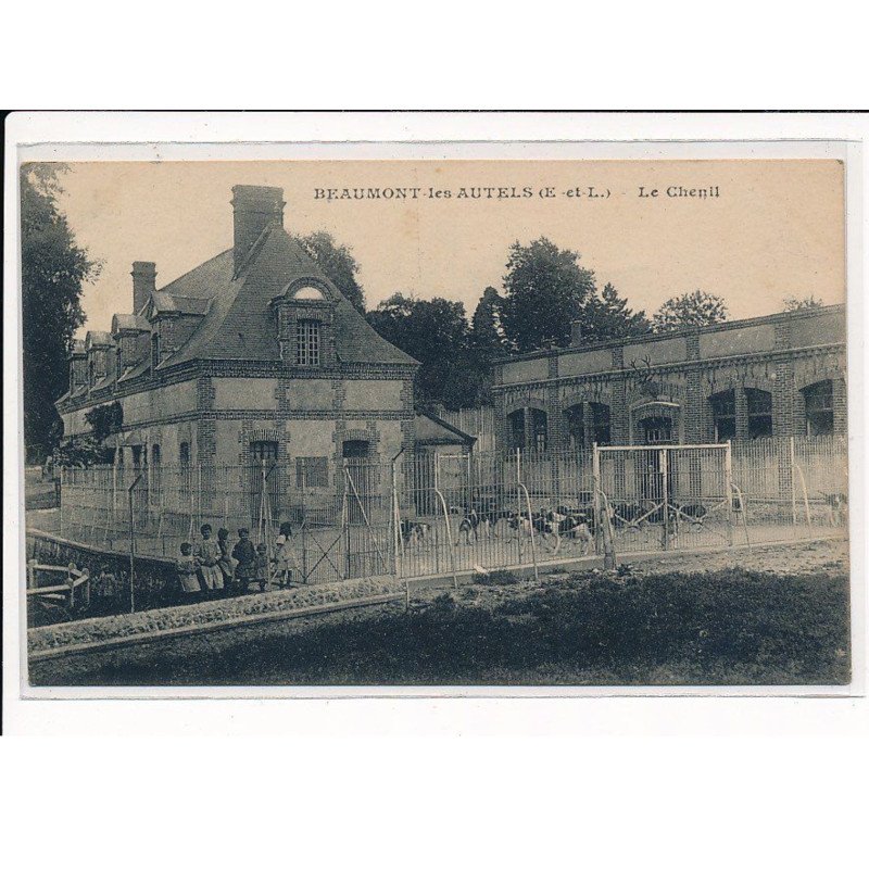 BEAUMONT-les-AUTELS : Le Chenil - très bon état