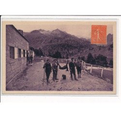 LE MARCADAU : Plateau de la Joie, Terrasse du Chalet-Hôtel du T.C.F., Retour de chasse à l'Isard - très bon état