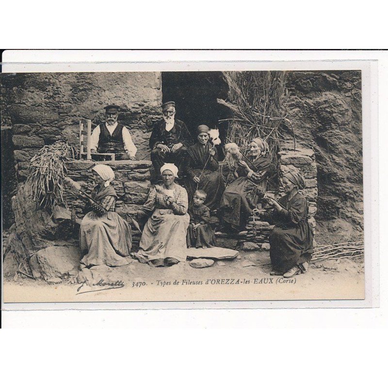 OREZZA-les-EAUX : Types de Fileuses - très bon état
