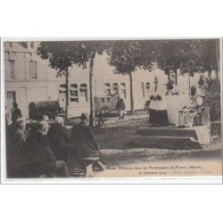 FISMES : messe militaire dans les promenades de Fismes - 18 octobre 1914 - très bon état