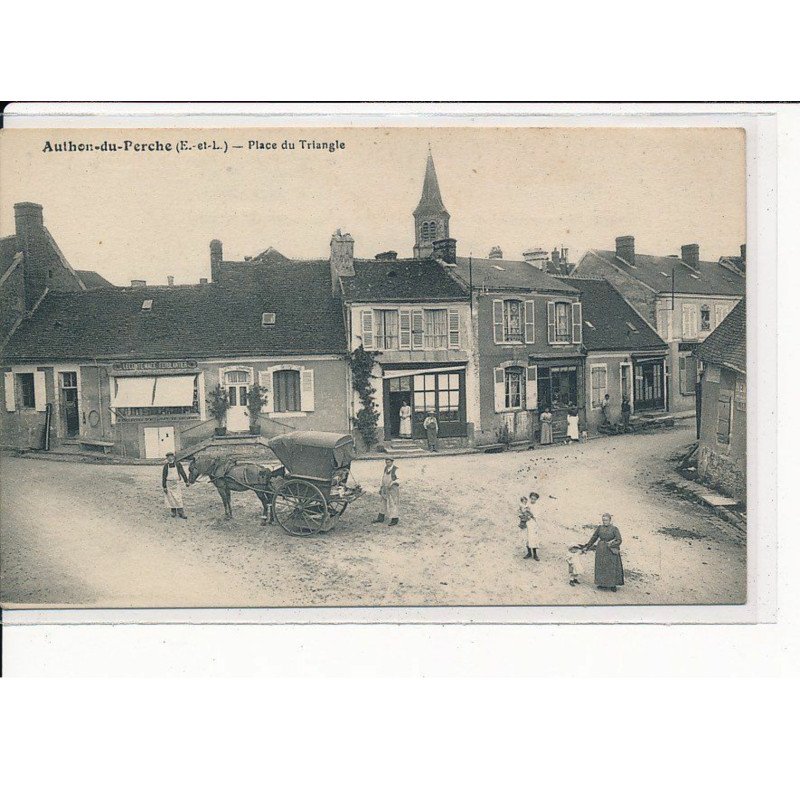 AUTHON-du-PERCHE : Place du Triangle - très bon état