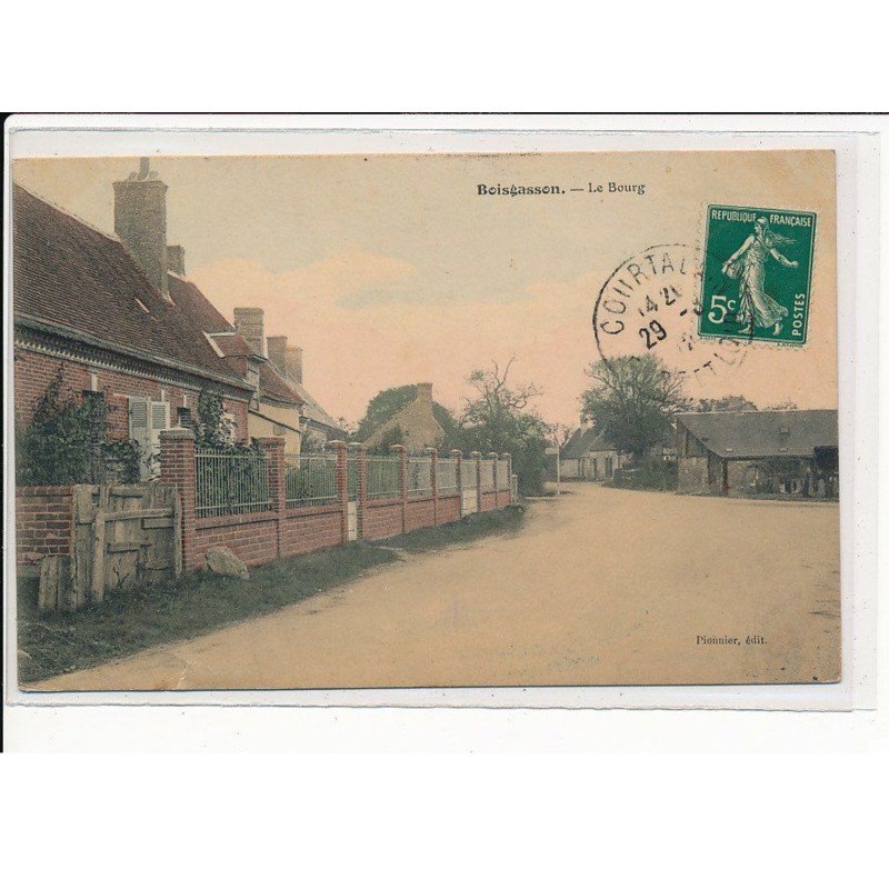 BOISGASSON : Le Bourg - très bon état