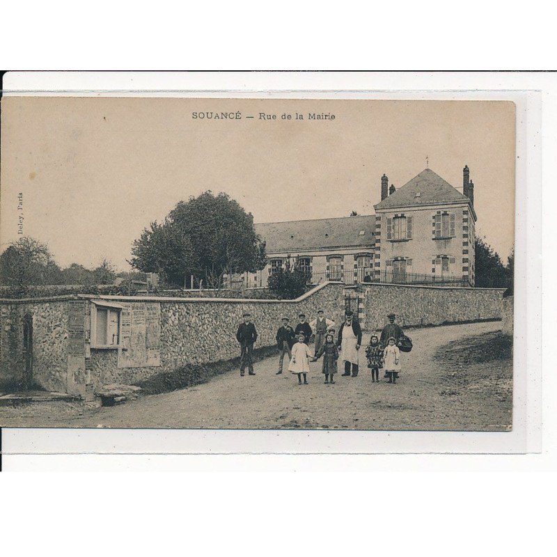 SOUANCE : Rue de la Mairie - très bon état