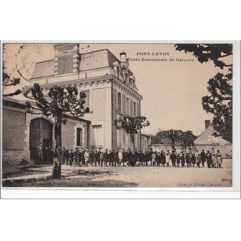 PONT LEVOY : école communal des garçons - très bon état