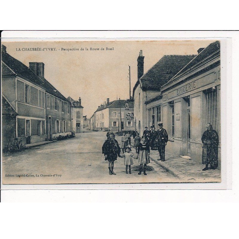 LA CHAUSSEE-D'YVRY : Perspective de la Route de Bueil - très bon état