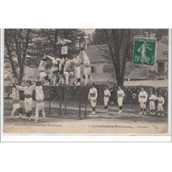 PONT LEVOY : la vaillante de Pont Levoy -  pyramide - état