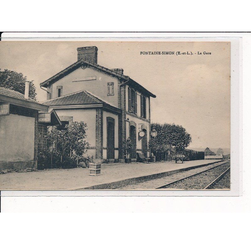 FONTAINE-SIMON : La Gare - très bon état