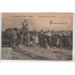 LES VENDANGES EN LOIR ET CHER - état (un léger pli coin carte)