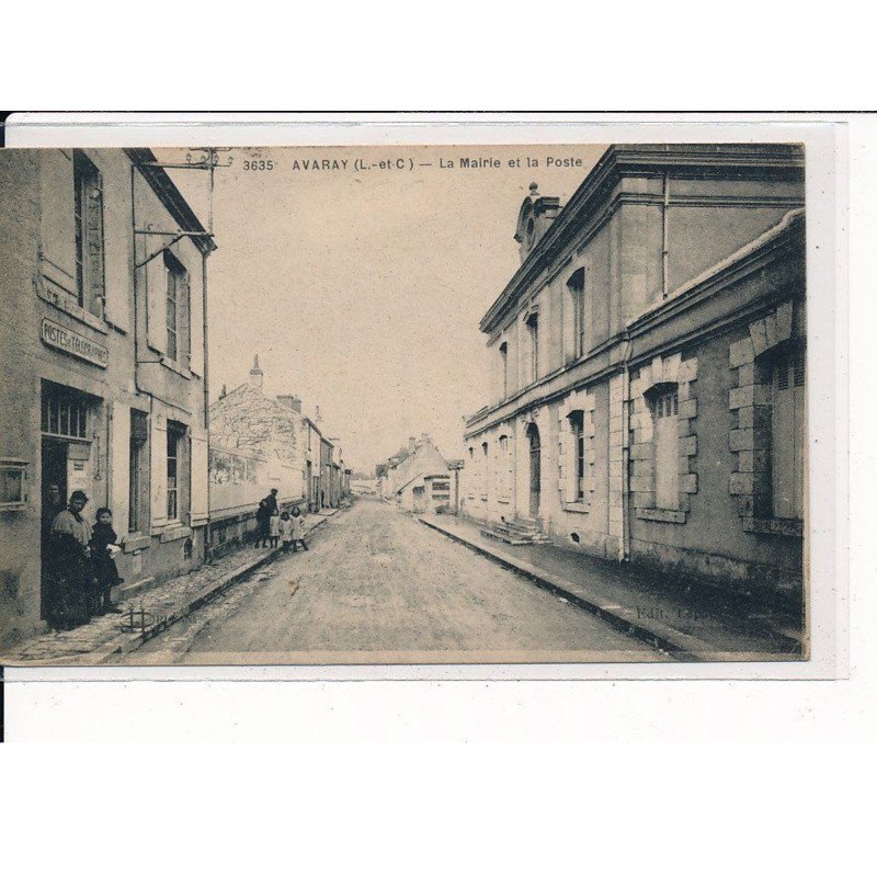 AVARAY : La Mairie et la Poste - très bon état