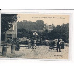 LE CHARMEL : Fontaine publique et vue sur le Château - très bon état