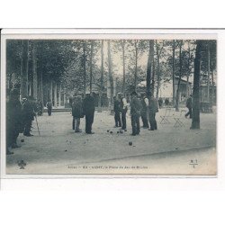 VICHY : La Place du Jeu de Boules - très bon état