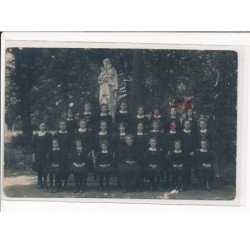 MOULINS : Photo de Groupe - très bon état