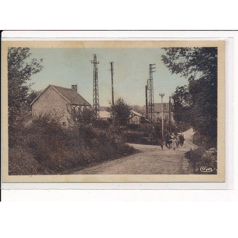 LES MARS : Carrefour de la Croix Rouge - très bon état