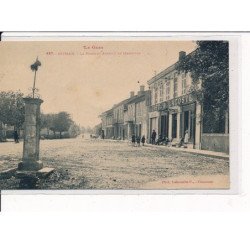 SEISSAN : La Place et Avenue de Masseube - très bon état