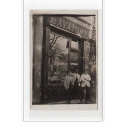 PARIS : carte photo du coiffeur  EDOUARD au 100 avenue de Clichy vers 1910 - bon état (un peu courte)
