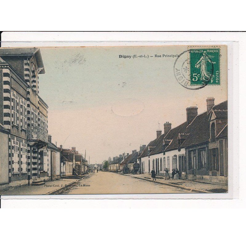DIGNY : Rue Principale - très bon état