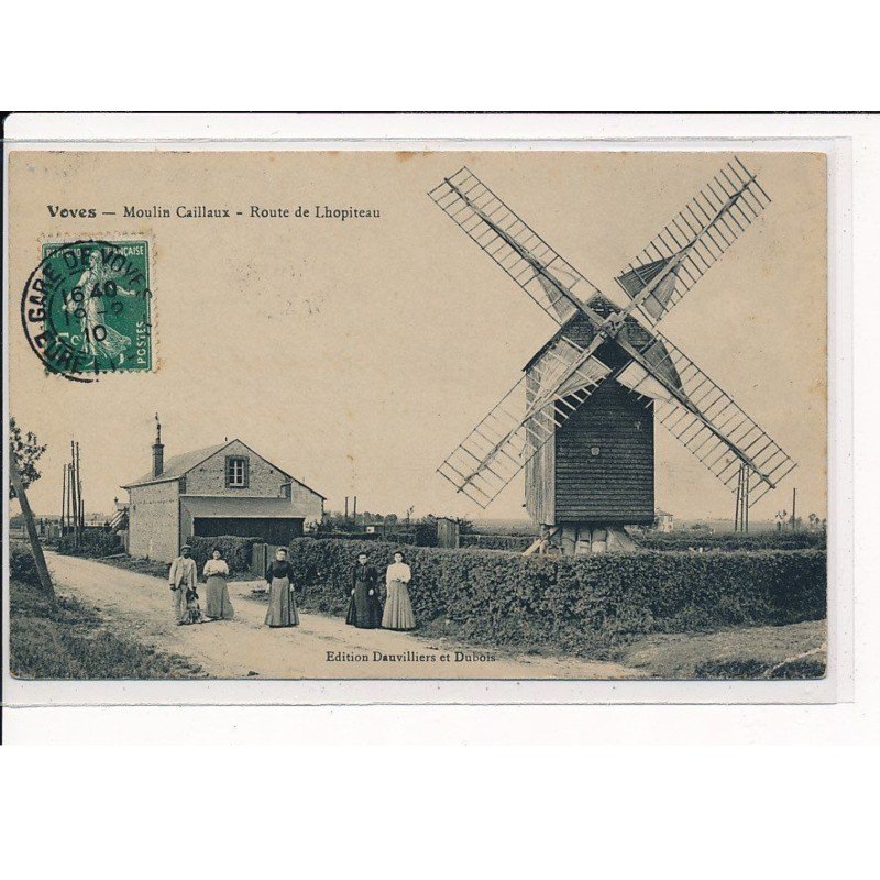VOVES : Moulin Caillaux, Route de Lhopiteau - très bon état