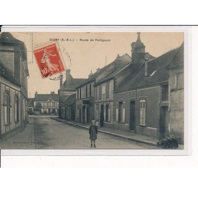 DIGNY : Route de Pontgouin - très bon état