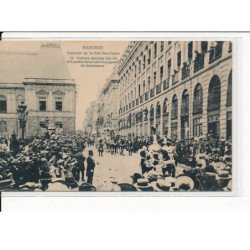 RENNES : Souvenir de la Fête des Fleurs, Voiture Chinoise et Landaufleuri des Voyageurs de Commerce - très bon état