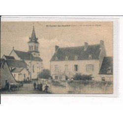 St-CYRAN-du-JAMBOT : Le Presbytère et l'Eglise - très bon état