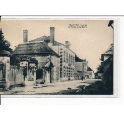 MARTIZAY  : La Poste et la Mairie - très bon état