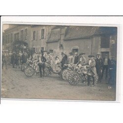 NEVERS : Cavalcade de la Mi-Carême (26 Mars 1922), Vélos - très bon état