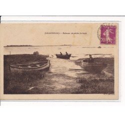 SALLENELLES : Bateaux de Pêche (la baie) - très bon état