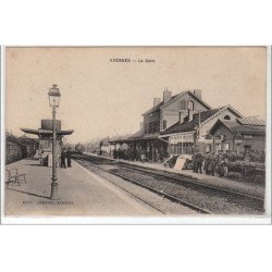 AVESNES : la gare - très bon état