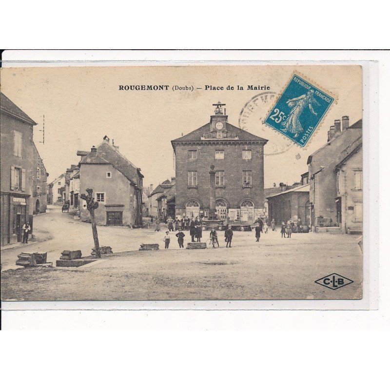 ROUGEMONT : Place de la Mairie - état