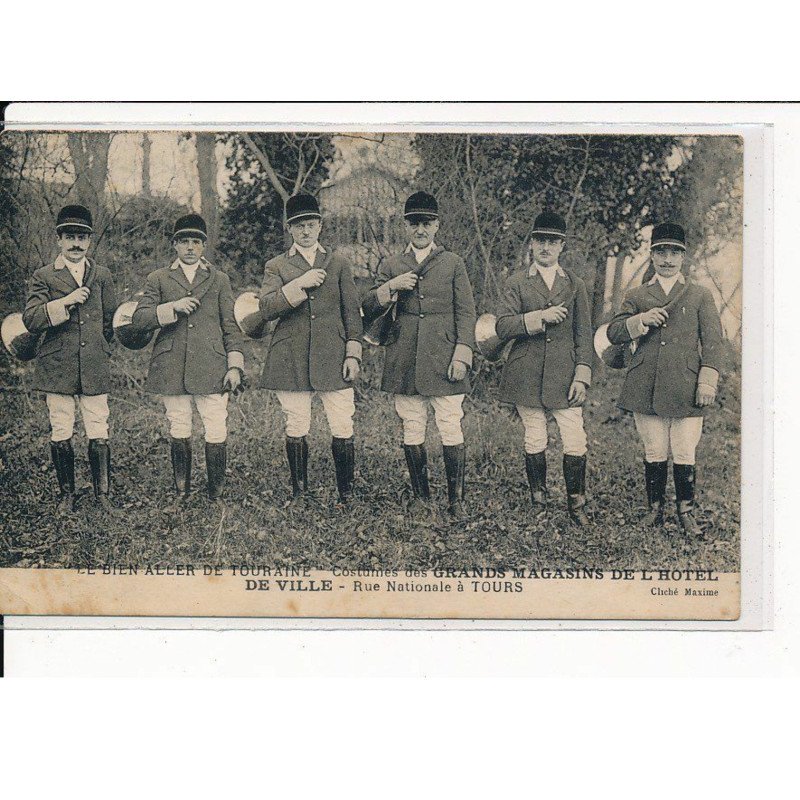 TOURS : Costumes des Grands Magasins de l'Hôtel de Ville, Rue Nationale - très bon état