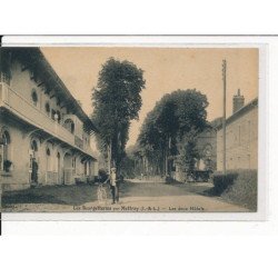 LES BOURGETTERIES : Les deux Hôtels - très bon état