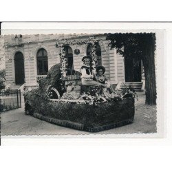 ST-SORLIN-en-VALLOIRE : Corso fleuri des Sapeurs-Pompiers, Le Puits d'Amour (30 avril 1er mai 1950) - très bon état