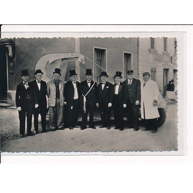 ST-SORLIN-en-VALLOIRE : Corso fleuri des Sapeurs-Pompiers, Comité d'Organisation (30 avril 1er mai 1950) - très bon état