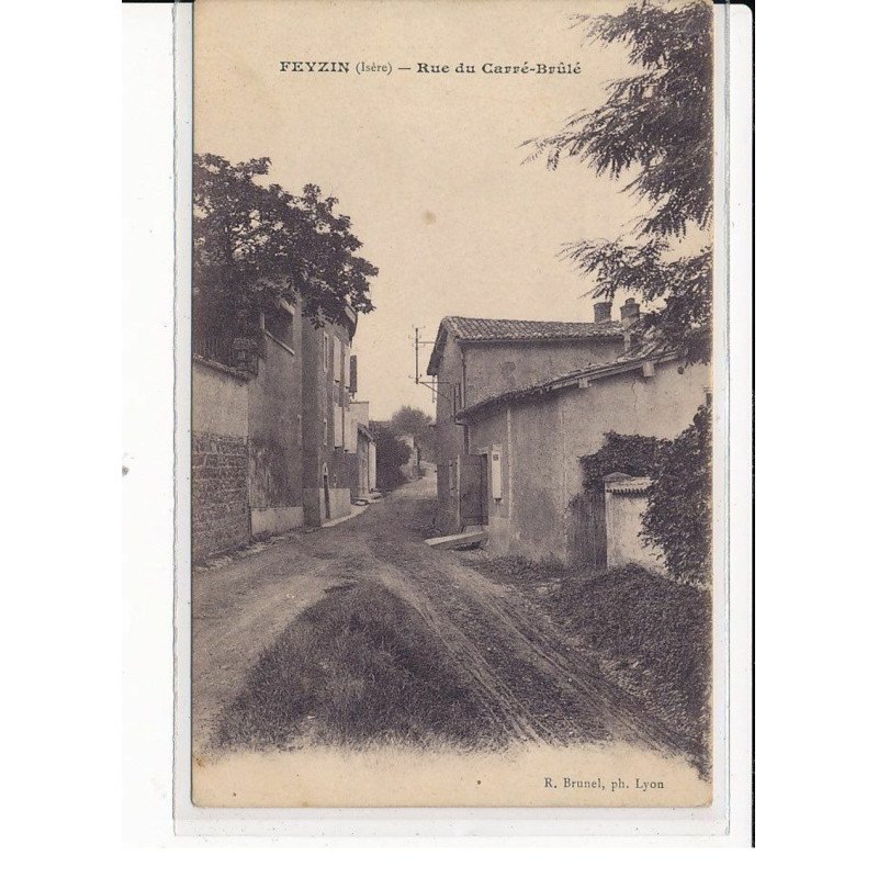 FEYZIN : Rue du Carré-Brûlé - très bon état
