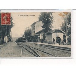 LA TOUR-DU-PIN : La Gare - très bon état