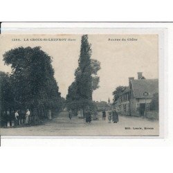 LA-CROIX-ST-LEUFROY : Avenue du Chêne - très bon état