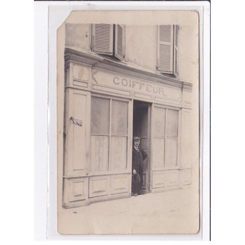 A LOCALISER : carte photo d'un salon de coiffure (coiffeur) - état