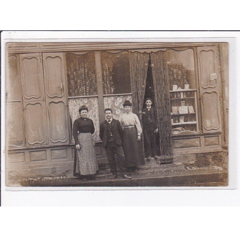 A LOCALISER : carte photo d'un salon de coiffure (coiffeur) -  très bon état