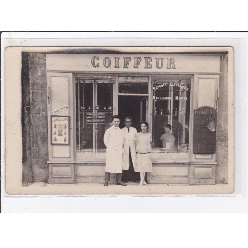 A LOCALISER : carte photo d'un salon de coiffure (coiffeur) -  très bon état