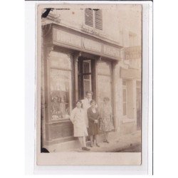 A LOCALISER : carte photo d'un salon de coiffure (coiffeur) - très bon état