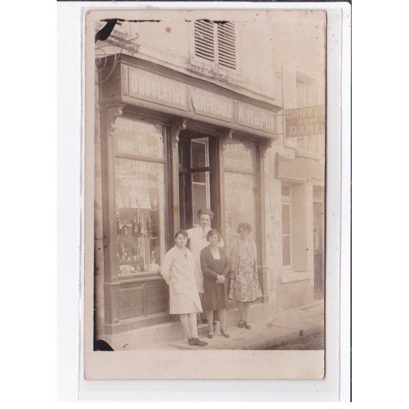 A LOCALISER : carte photo d'un salon de coiffure (coiffeur) - très bon état