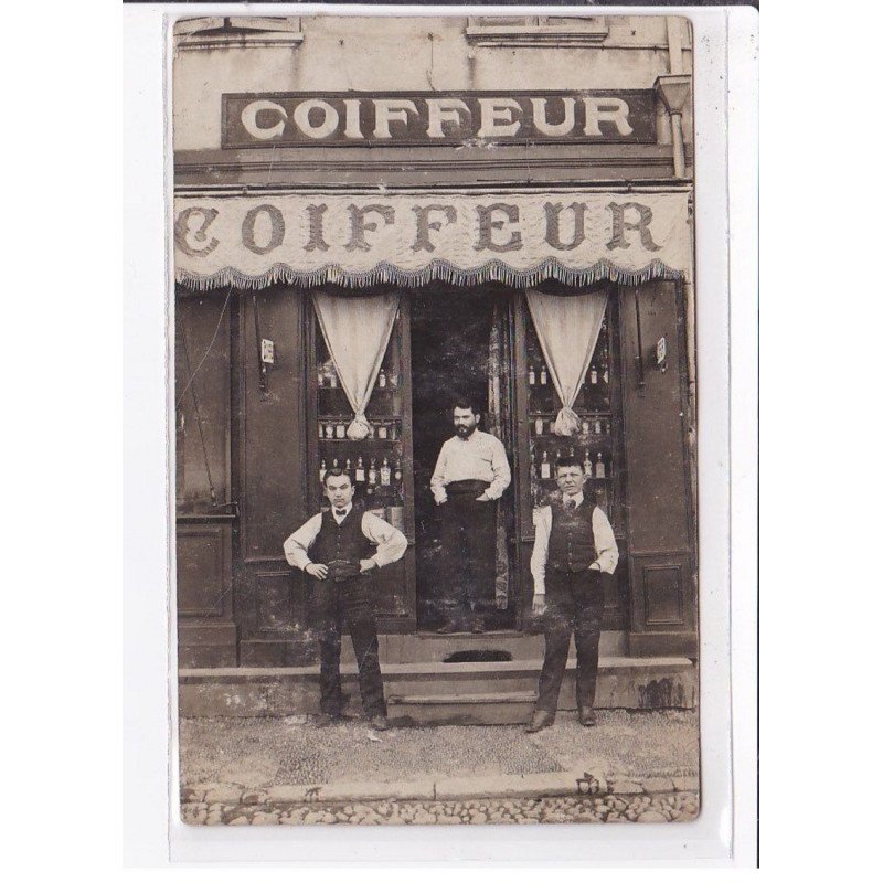 A LOCALISER : carte photo d'un salon de coiffure (coiffeur) - état