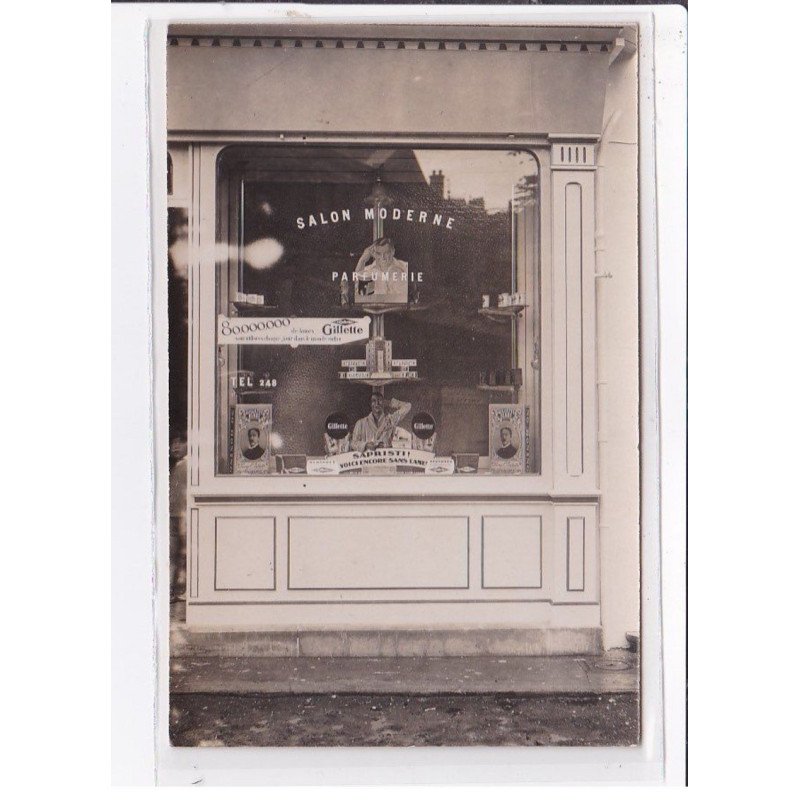 A LOCALISER : carte photo d'un salon de coiffure (coiffeur) - très bon état