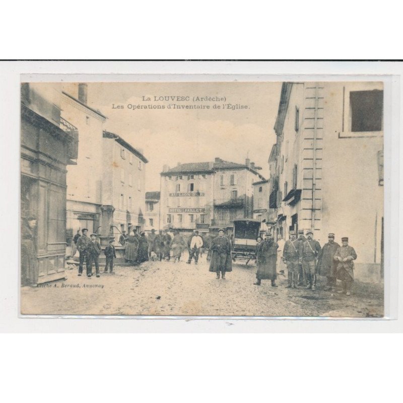 LA LOUVESC - Les opérations d'inventaire de l'église - très bon état LA LOUVESC - Les opérations d'inventaire de l'église - très bon état